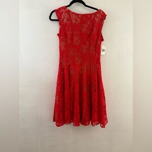 Julian starlit Lace Sleeveless red nude dress size 6. New with tags